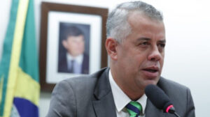 Leia mais sobre o artigo Projeto suspende decreto que regulamenta marco legal do saneamento básico