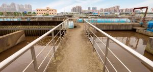 Leia mais sobre o artigo Avanços no saneamento esbarram na baixa capacitação em todos os níveis