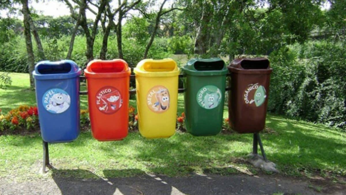 UM OLHAR PARA A RECICLAGEM