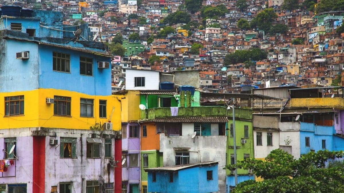 O papel da sociedade na decisão judicial que ordenou saneamento na Maré